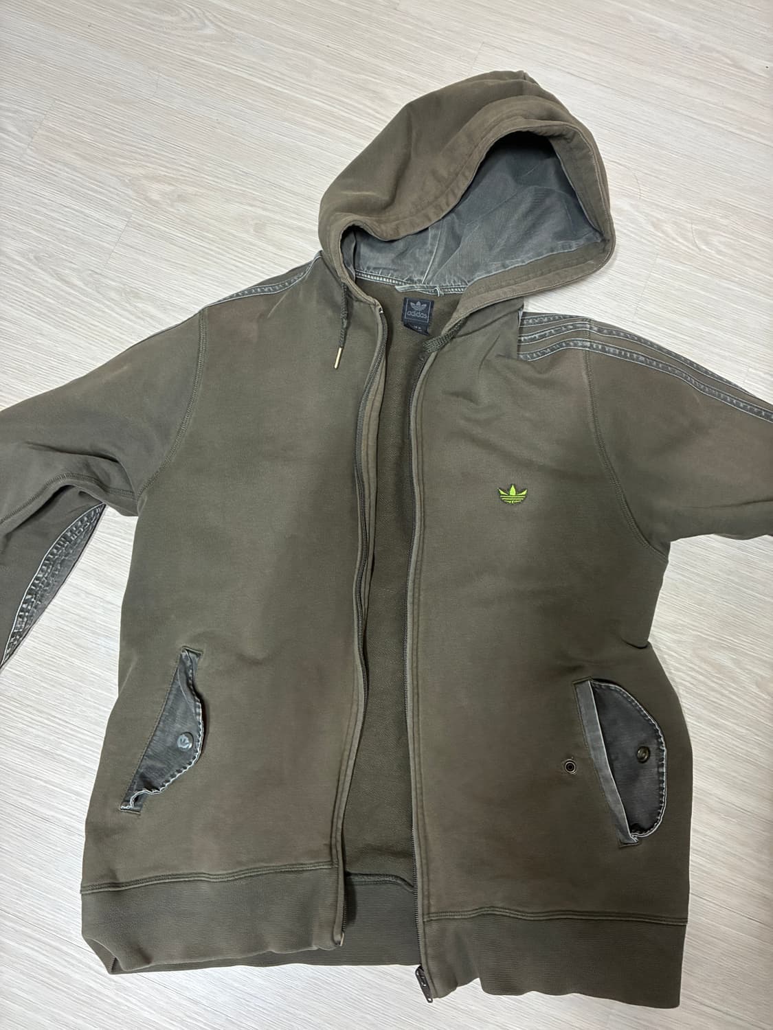 아디다스 빈티지 후드 집업 상품이미지1