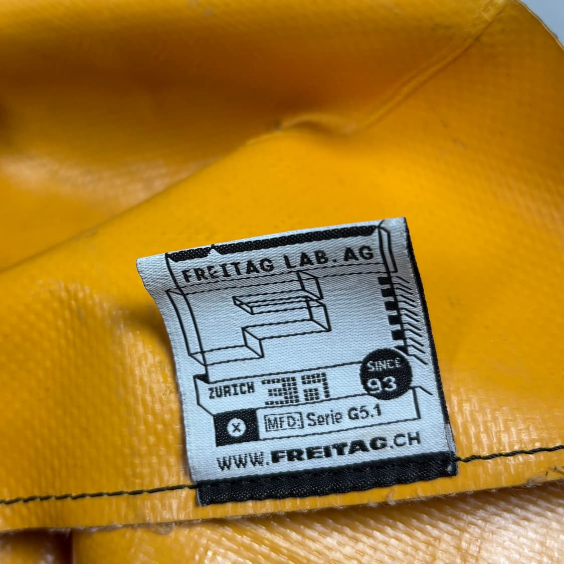 프라이탁 옐로우컬러 F52 마이애미 토트백 상품이미지3