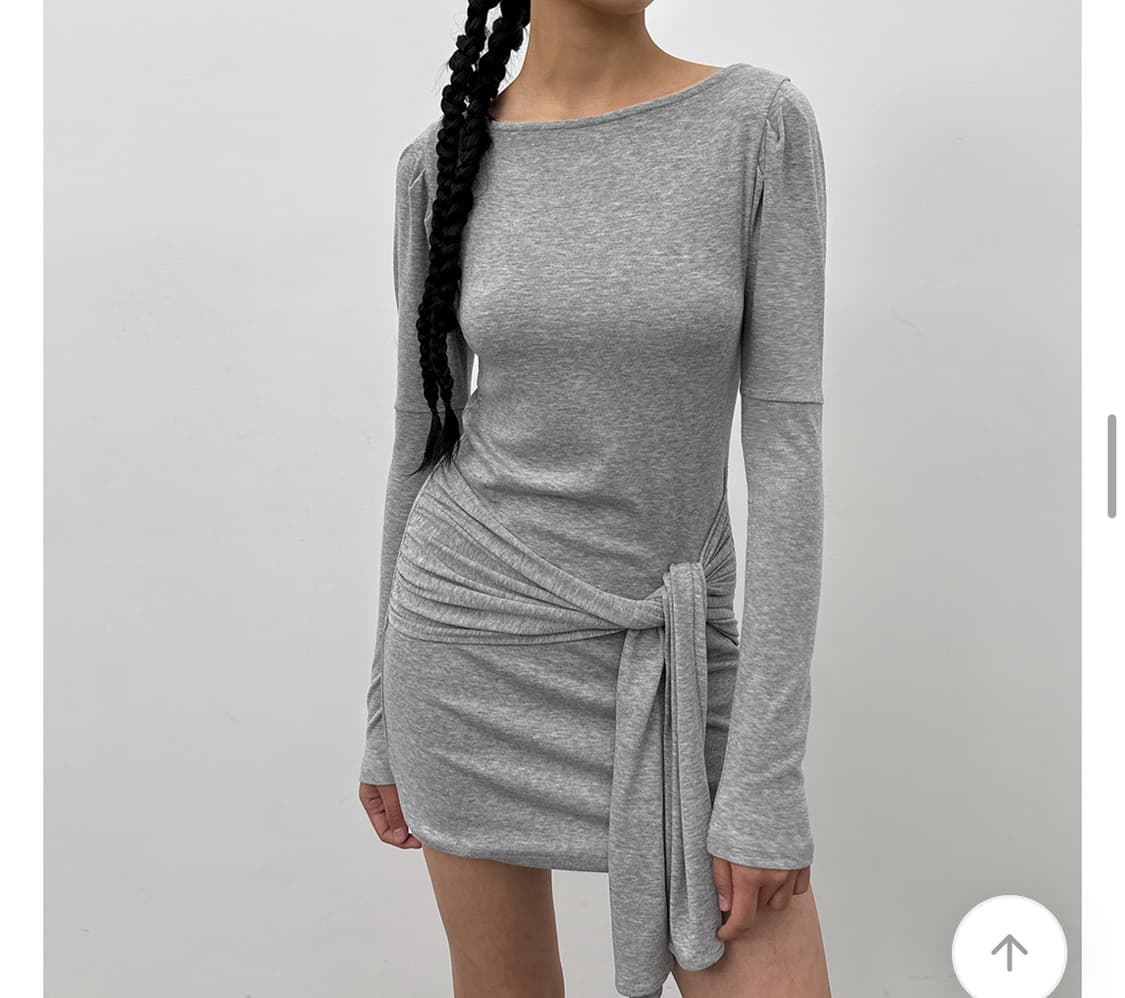 블랙업 회색 셔링 드레이프 원피스 상품이미지1