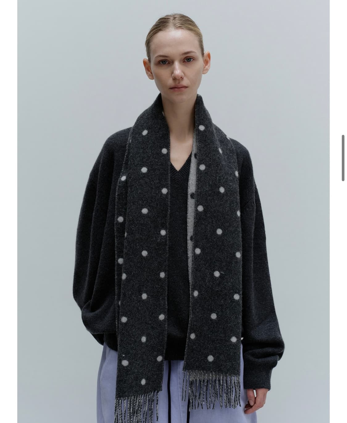 문달 캐시미어 도트 머플러 상품이미지4