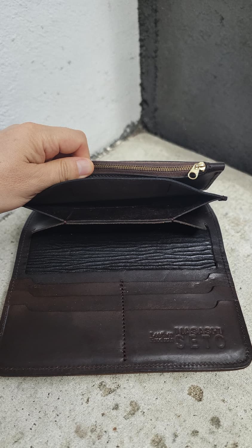 통가죽 카빙 장지갑 브라운 (도깨비 문양) 상품이미지5