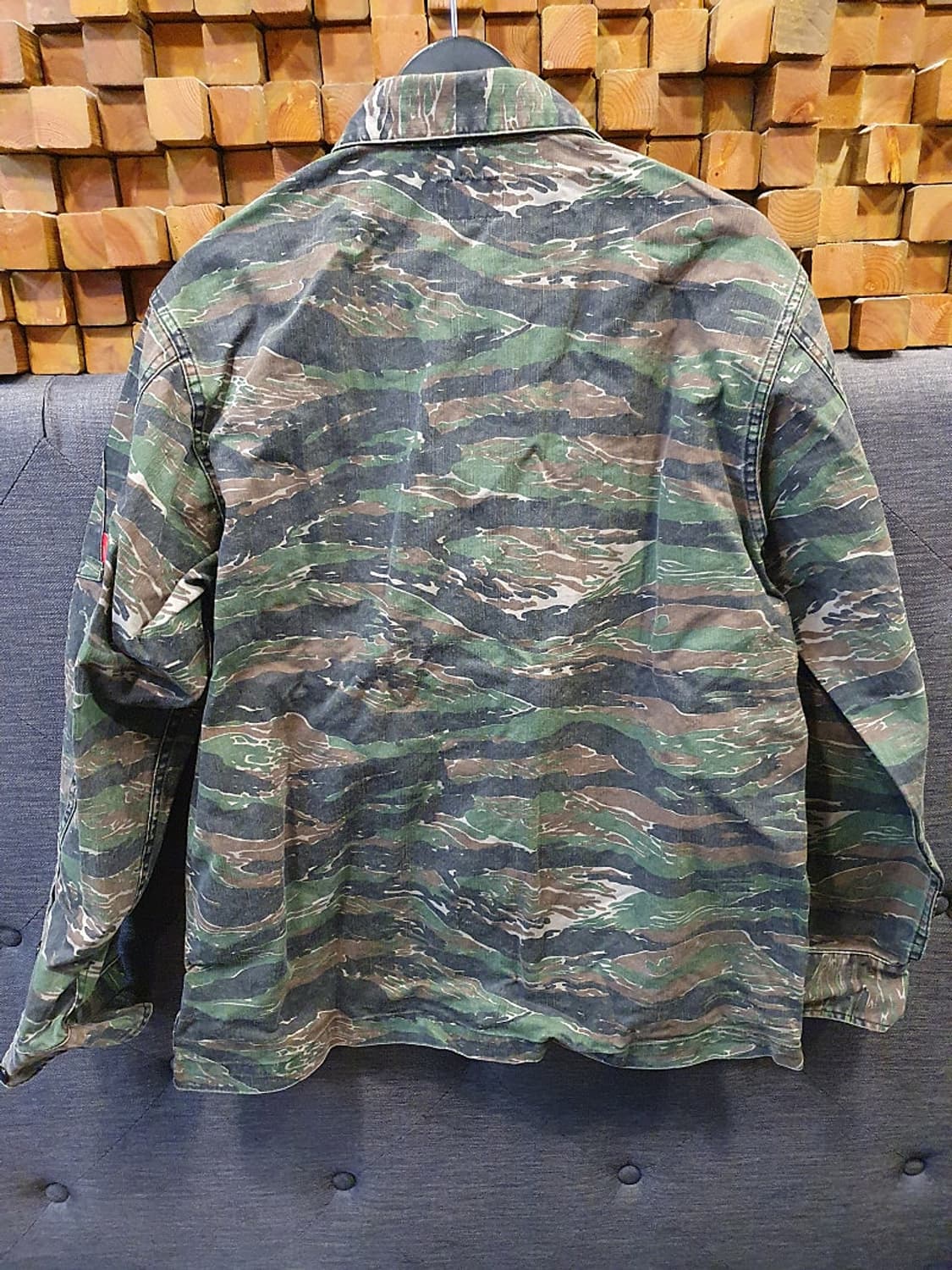 더블탭스 17 시즌 버드셔츠 상품이미지2