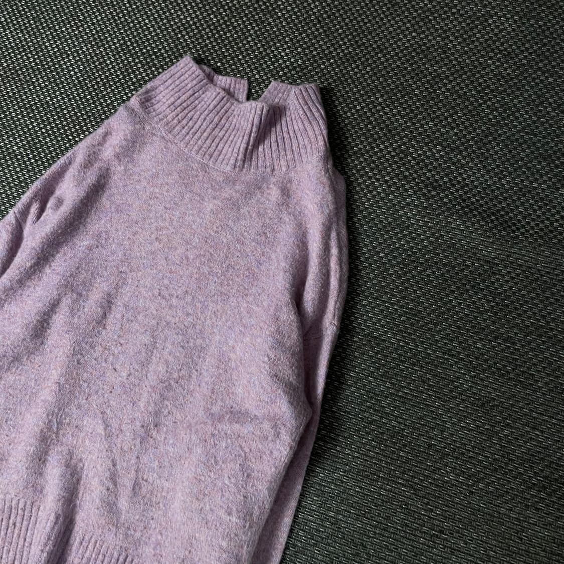 JPN 핑크퍼플 보카시 하이넥 긴팔 니트 상품이미지4