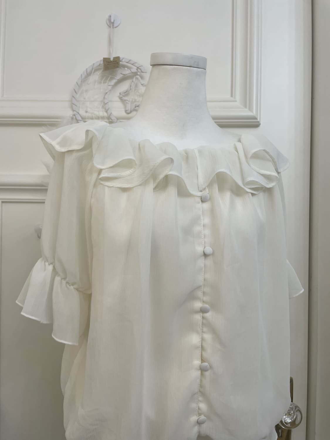 INGNI ivory ruffle button point blouse 상품이미지5