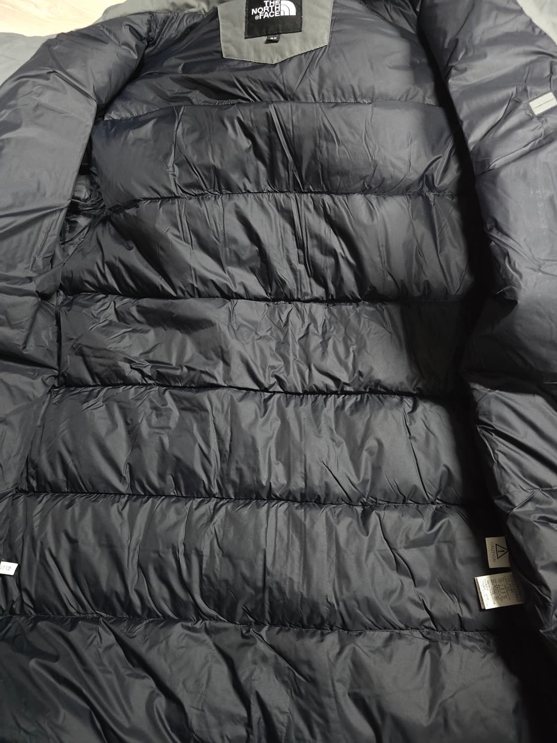 노스페이스 남자 구스다운 롱패딩.
싸이즈 95 상품이미지6