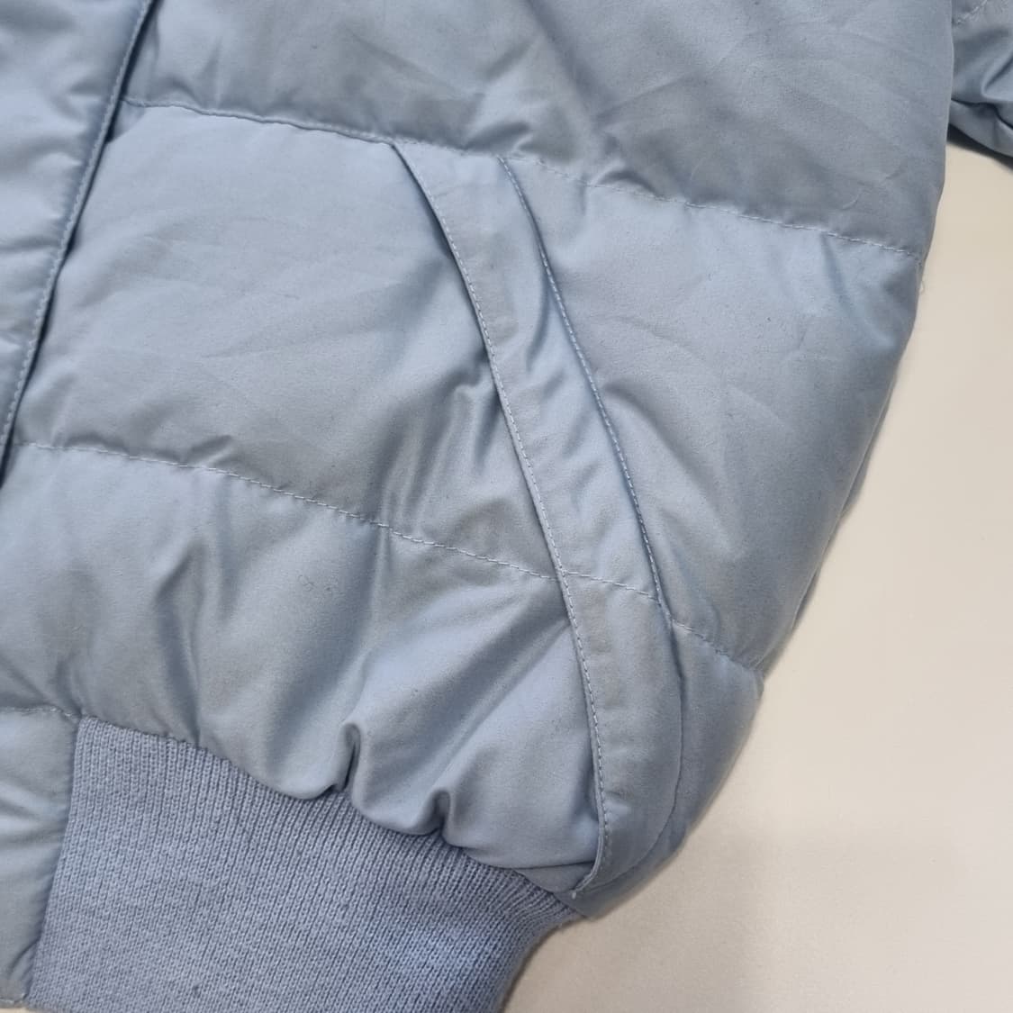 노스페이스 소라색 패딩 희귀컬러 상품이미지5