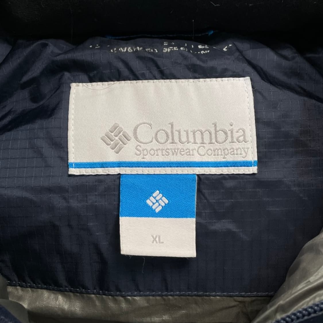 105 컬럼비아 패딩 상품이미지3