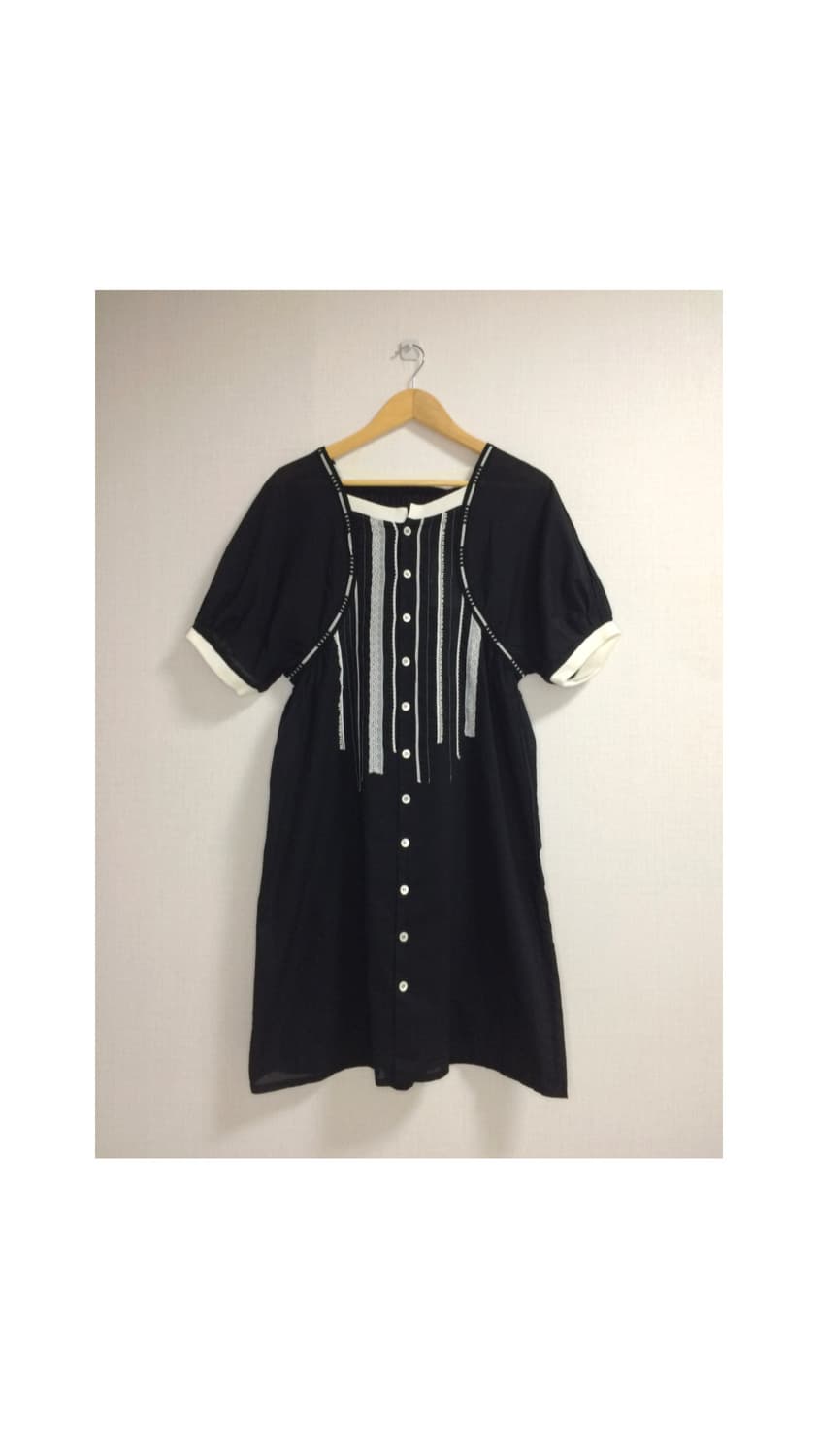 스나오쿠와하라 블랙 퍼프 레이스 원피스 상품이미지1