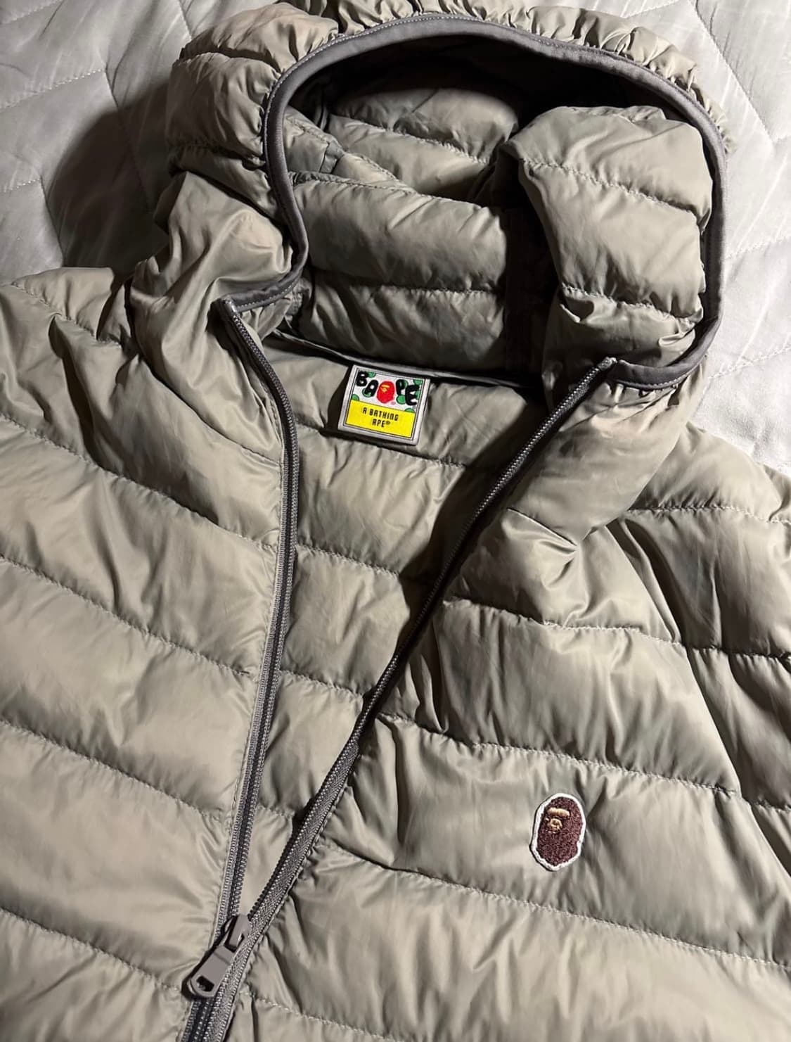 Bape 경량패딩 그레이 상품이미지1