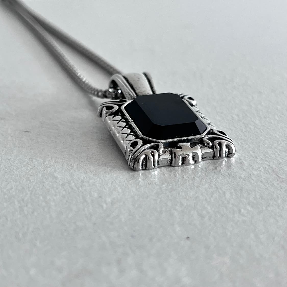 블랙 스퀘어 목걸이 상품이미지3