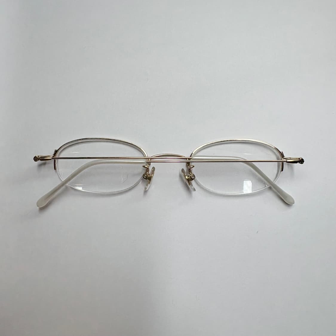 빈티지 안경 클래식 타원형 실버 반무테 상품이미지3