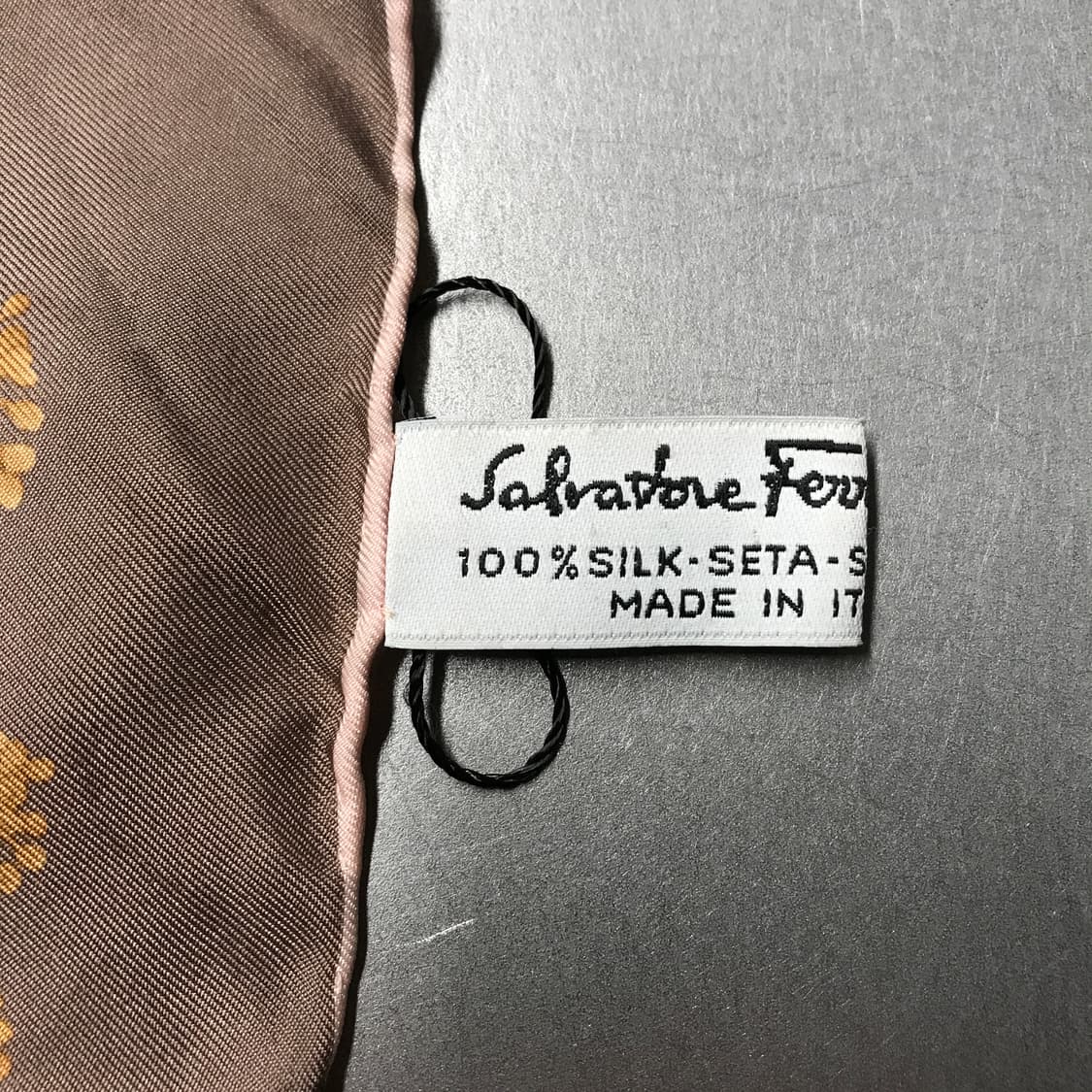 페레가모 실크 스카프 상품이미지6