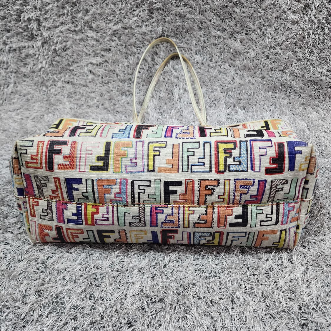 펜디 주카 PVC 쇼퍼백 숄더백 상품이미지4