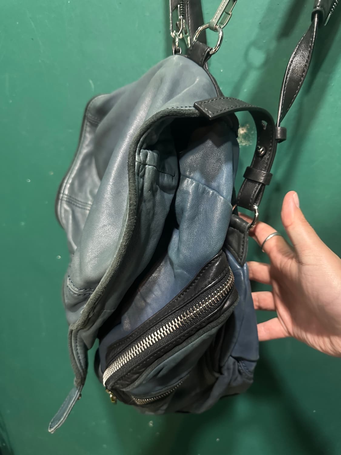 알렉산더왕 마르티 레더백팩 상품이미지5