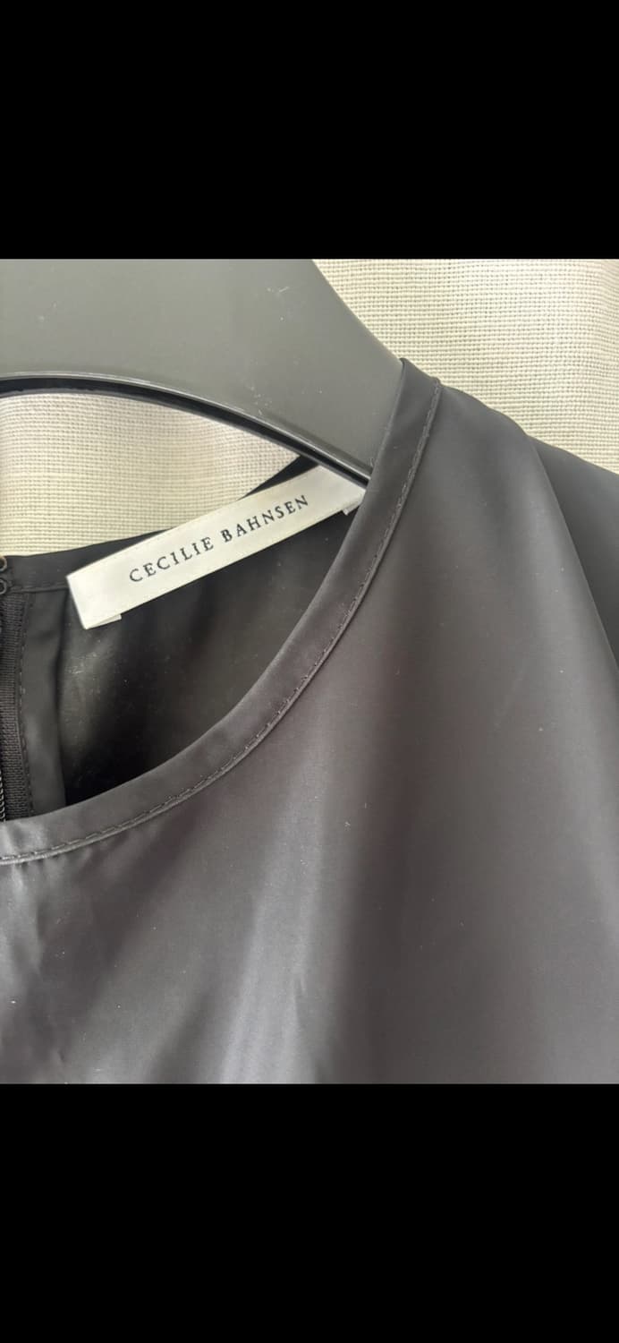 세실리에반센 Unika 탑 블랙 UK8 상품이미지6