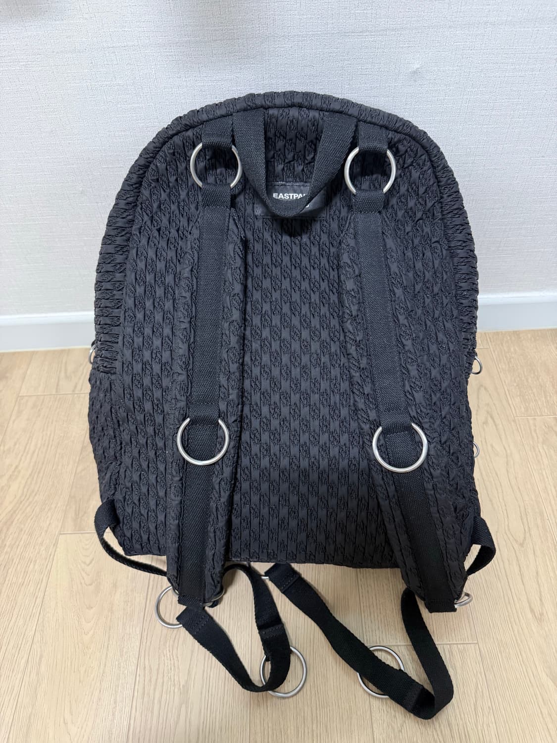 라프시몬스 이스트팩 루프링 백팩 상품이미지2