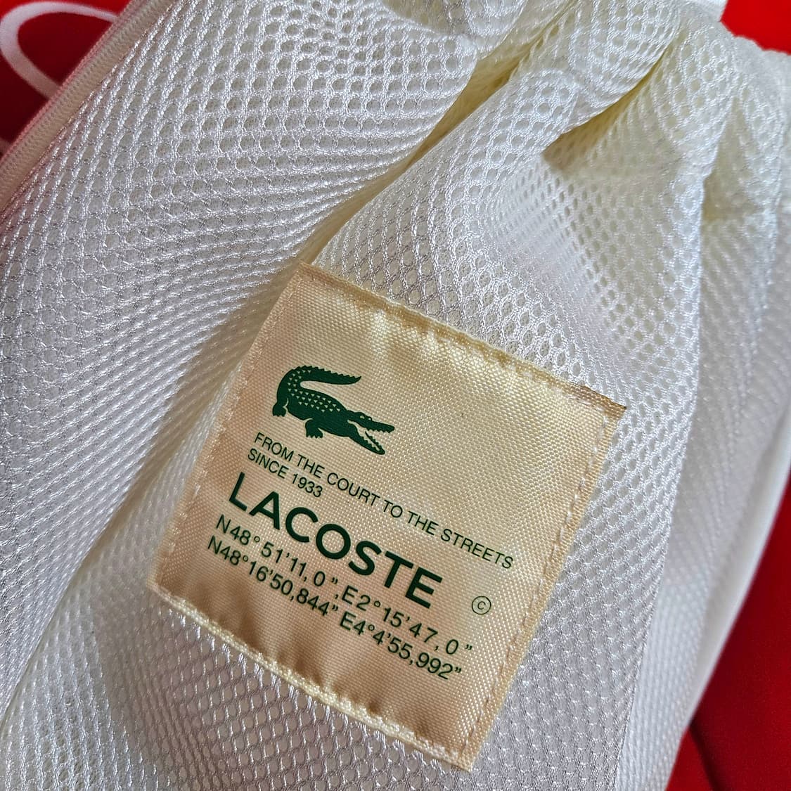 라코스테(Lacoste) 시그니처 빅로고 메쉬드 토트백 + 백팩 상품이미지4
