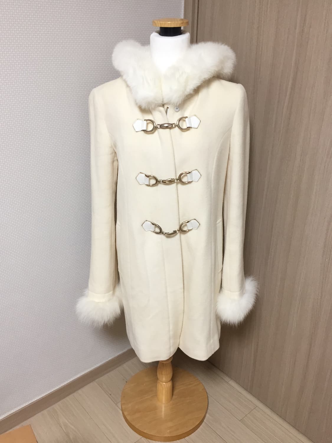 세실 맥비 히메갸루 달빛천사 퍼 코트  상품이미지1