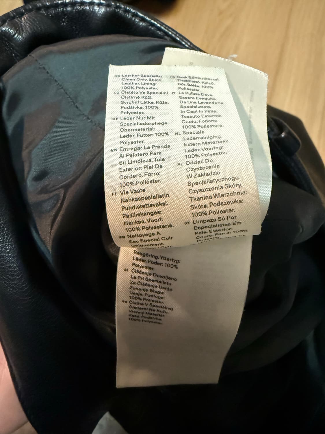 가격내림) 아르켓 Arket 리얼 가죽 반바지 38 상품이미지4