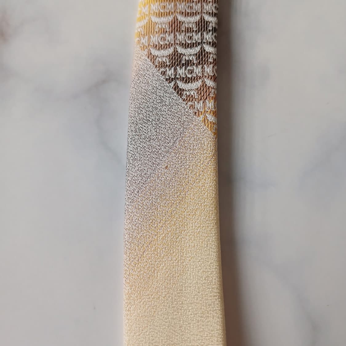 MCM 실크 옐로우 모노그램 넥타이 9.2cm A등급 A19259
 상품이미지10