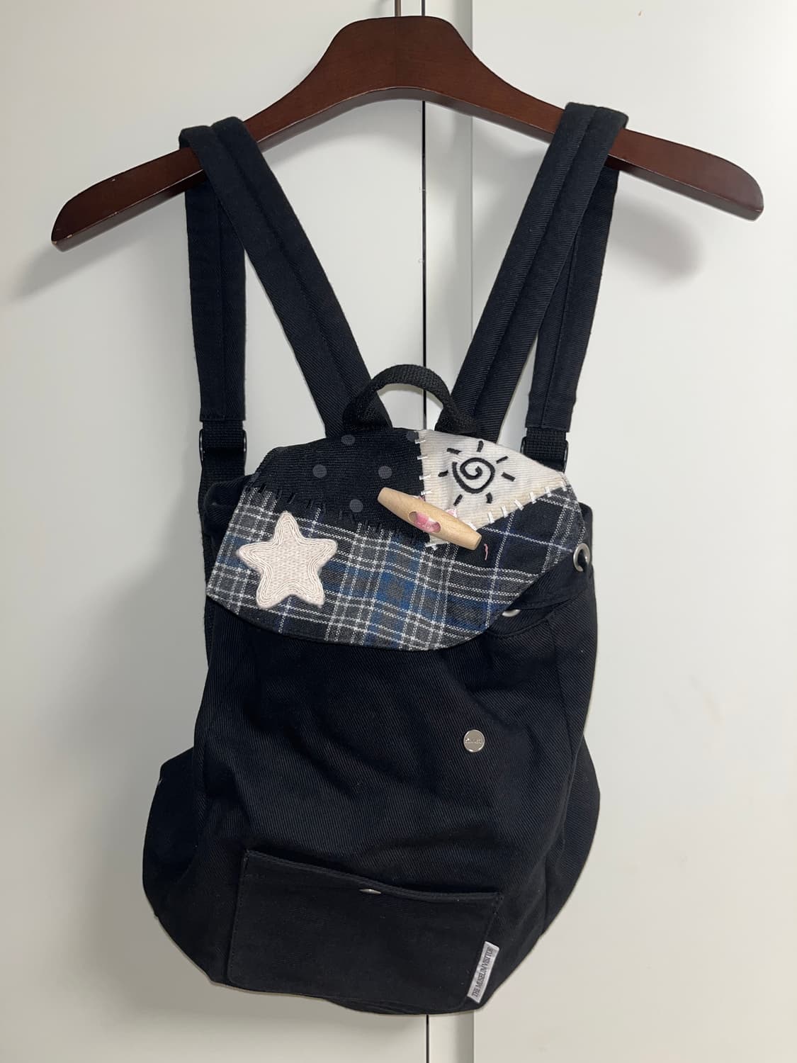 더뮤지엄비지터 백팩 PATCHWORK STRING MINI BACKPAC 상품이미지4