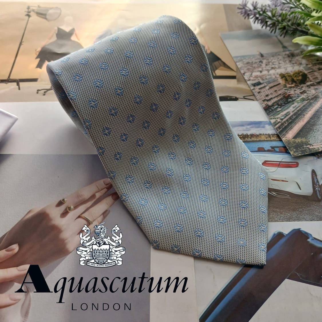 아쿠아스큐텀 실크 베이지&블루 패턴 넥타이 9.5cm A등급 A18643 상품이미지1