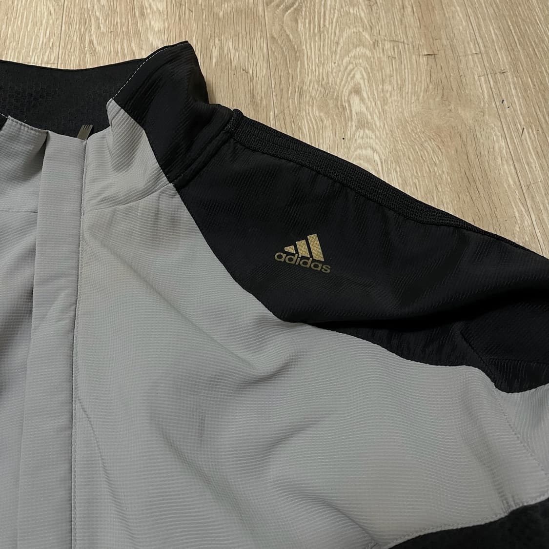 아디다스 올드스쿨 배색 스탠드넥 바람막이 자켓 [그레이] 2XL110 상품이미지4