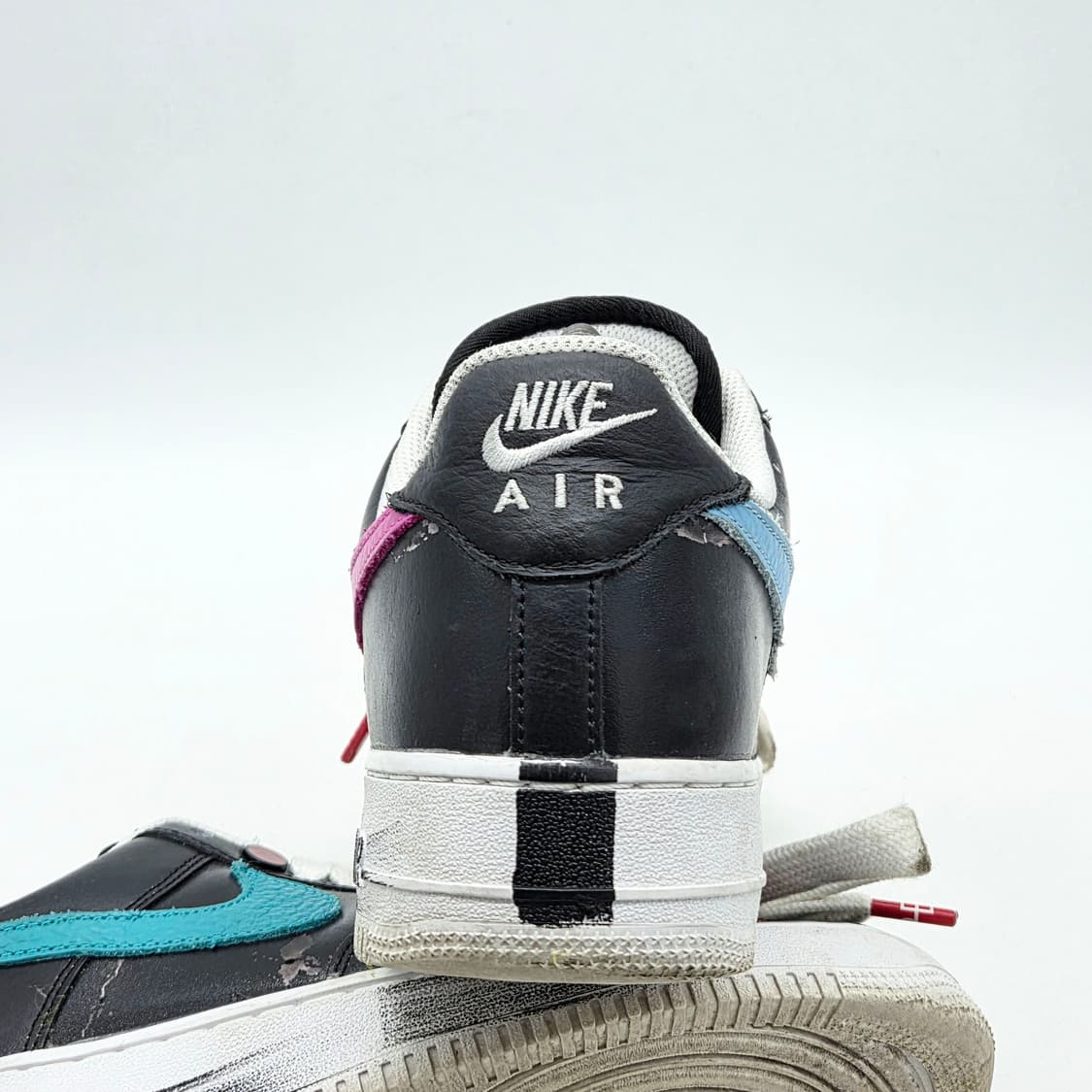 나이키 X 피스마이너스 에어포스 1 로우 파라노이즈 3.0 (275) 상품이미지2