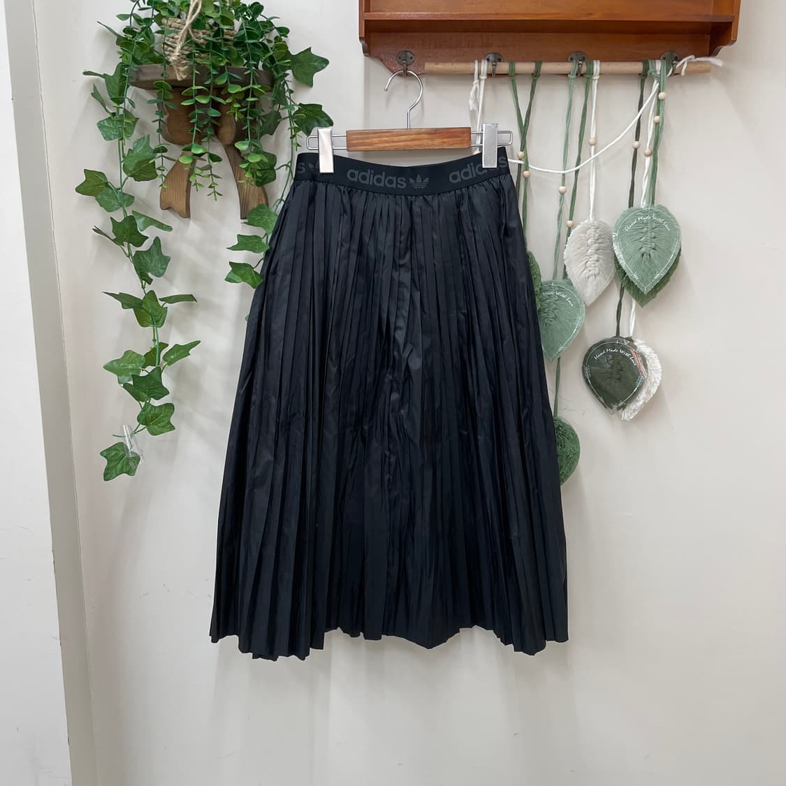 아디다스 풀밴딩 블랙 폴리에스터 플리츠 롱 스커트 상품이미지1