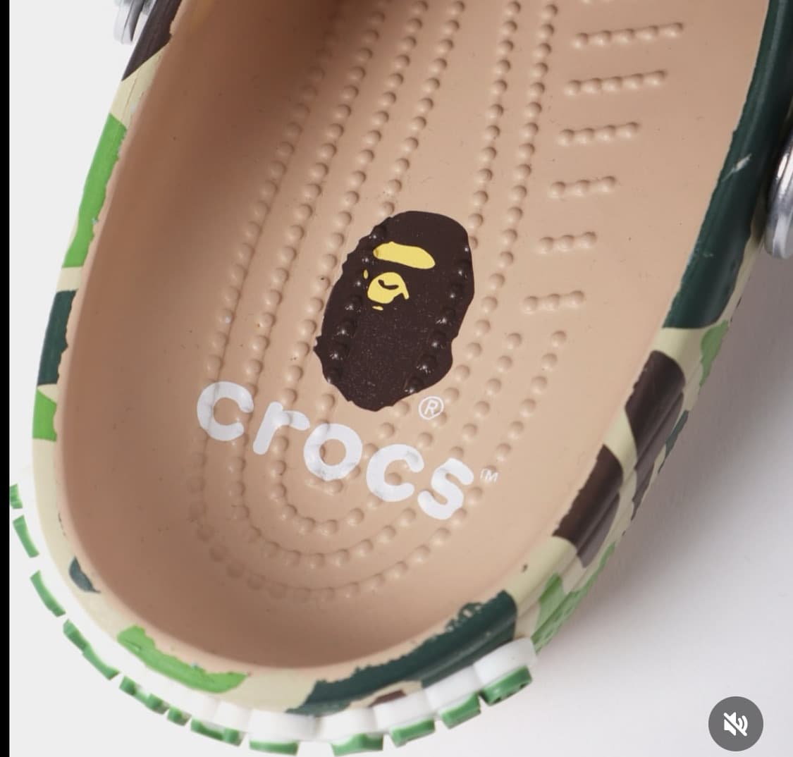 베이프x크록스 콜라보 클래식 카모 클로그 상품이미지5