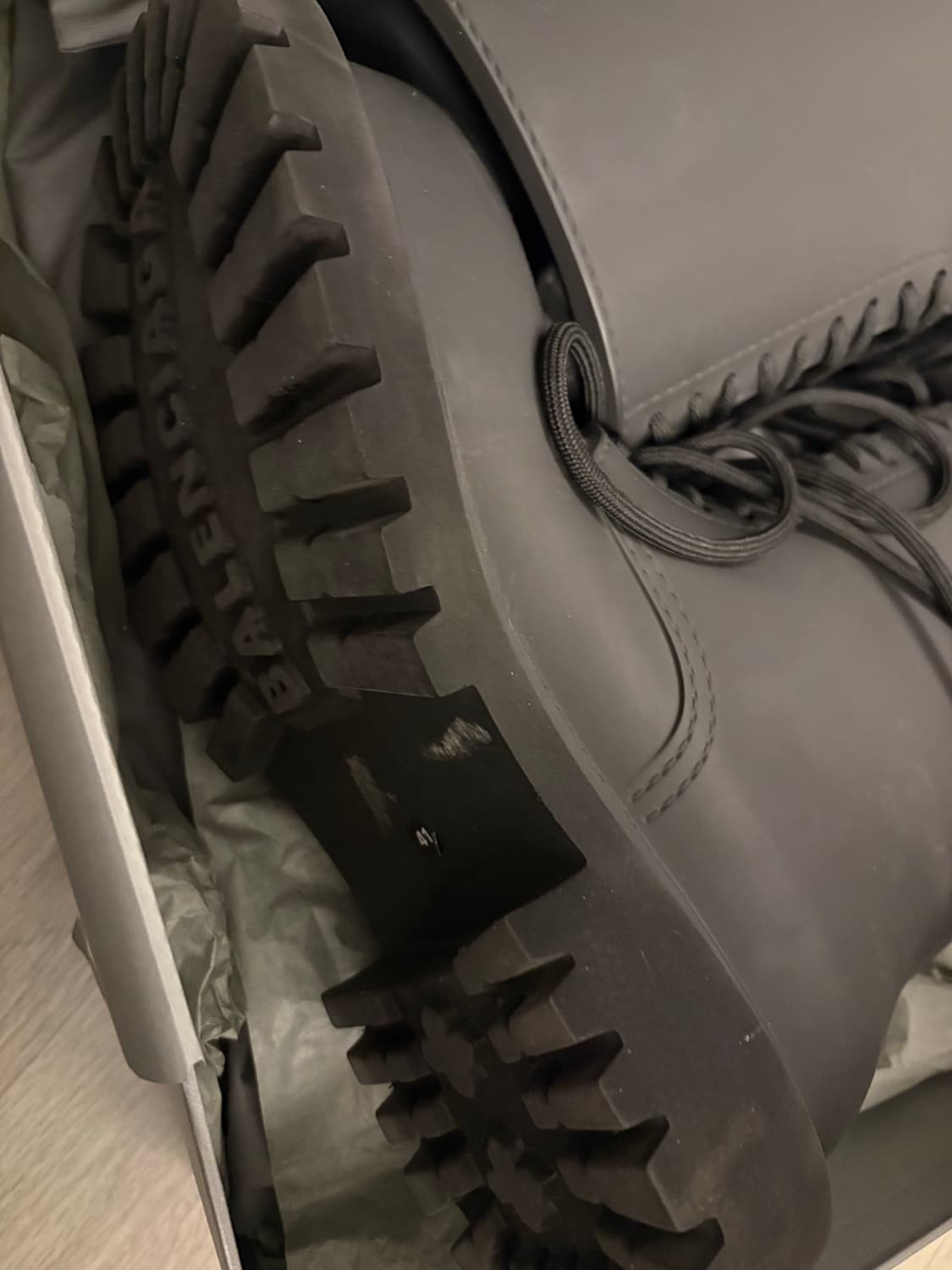 발렌시아가 스테로이드부츠 41 사이즈 상품이미지3