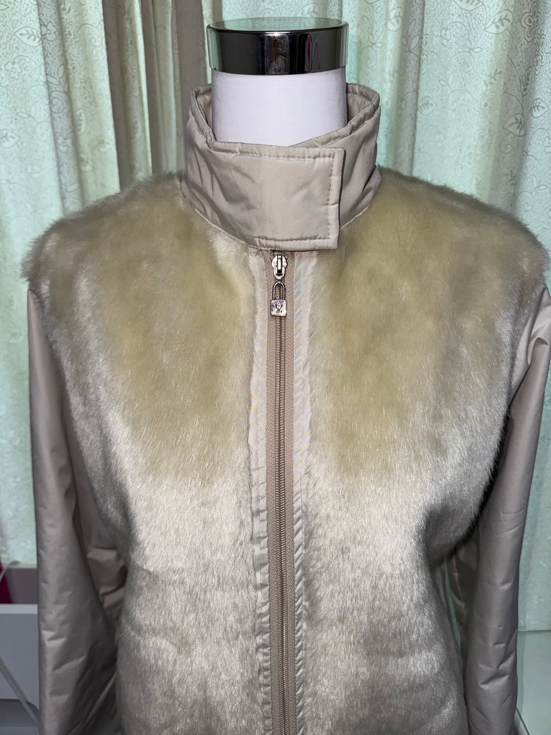 Louis Vuitton fur jacket 상품이미지1
