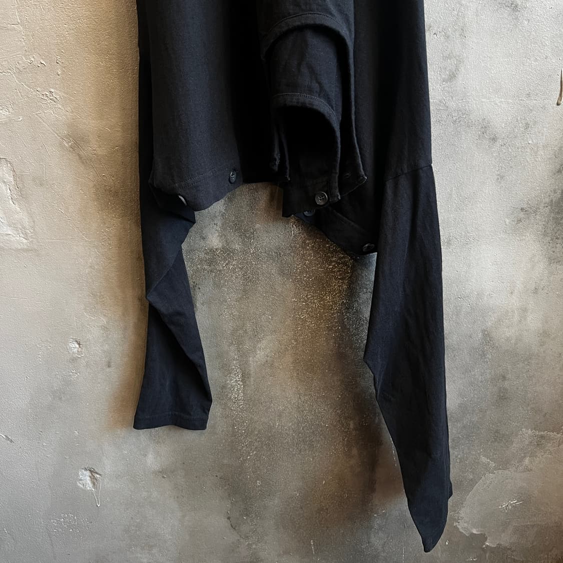 리미 푸 비대칭 인버티드 숏슬리브 티셔츠 상품이미지4