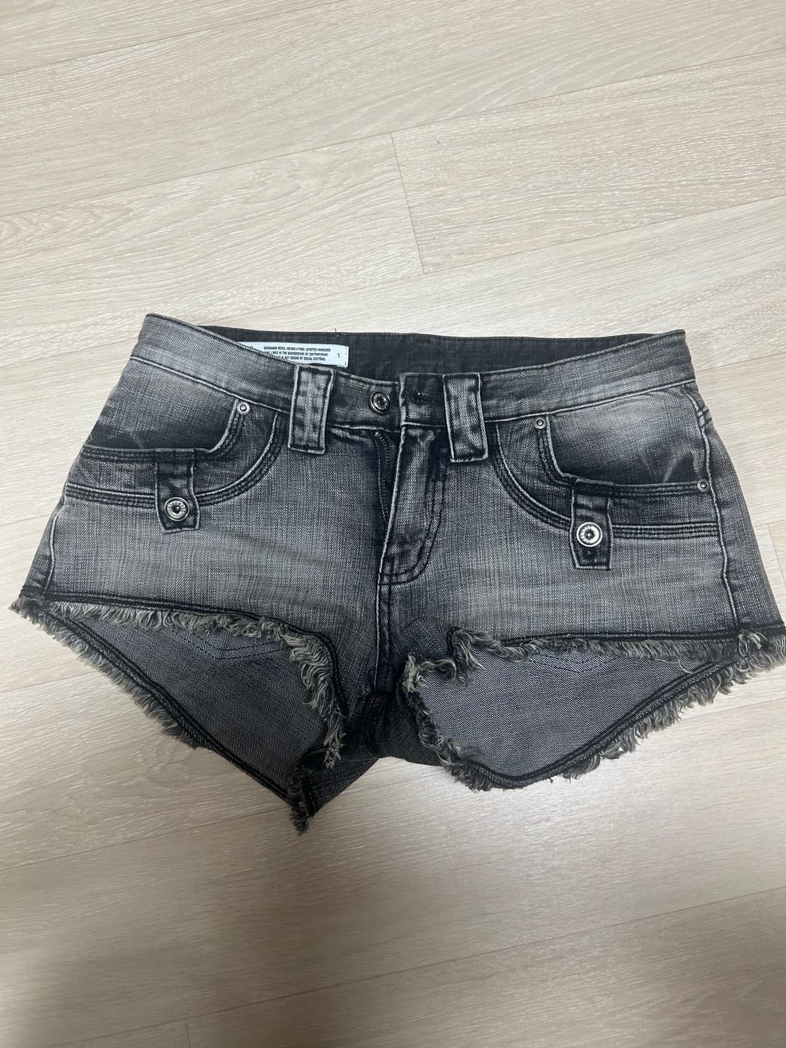 보헤미안서울 프론트 포켓 데님 쇼츠 상품이미지2