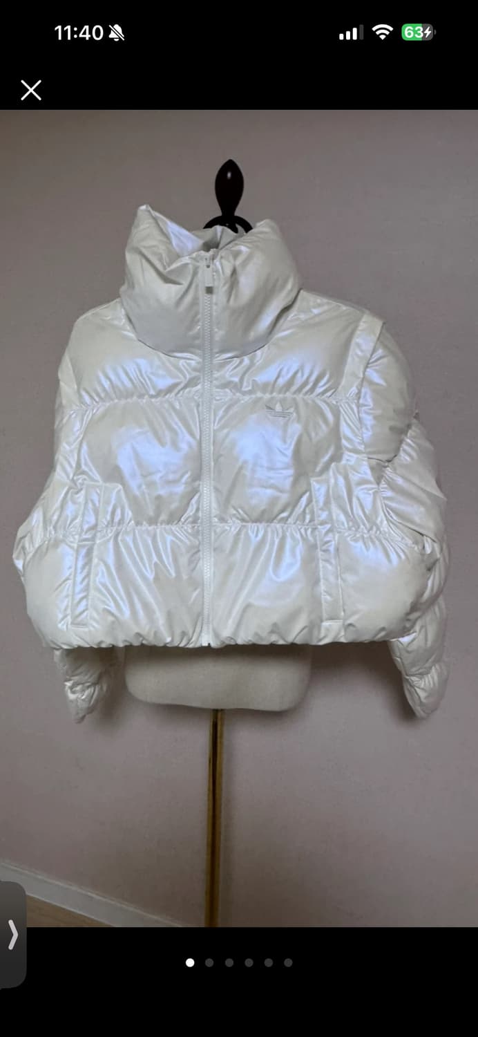 아디다스 ESS 글로시 퍼프 패딩 화이트 M 현백구매 구매24만원 새상품 상품이미지2