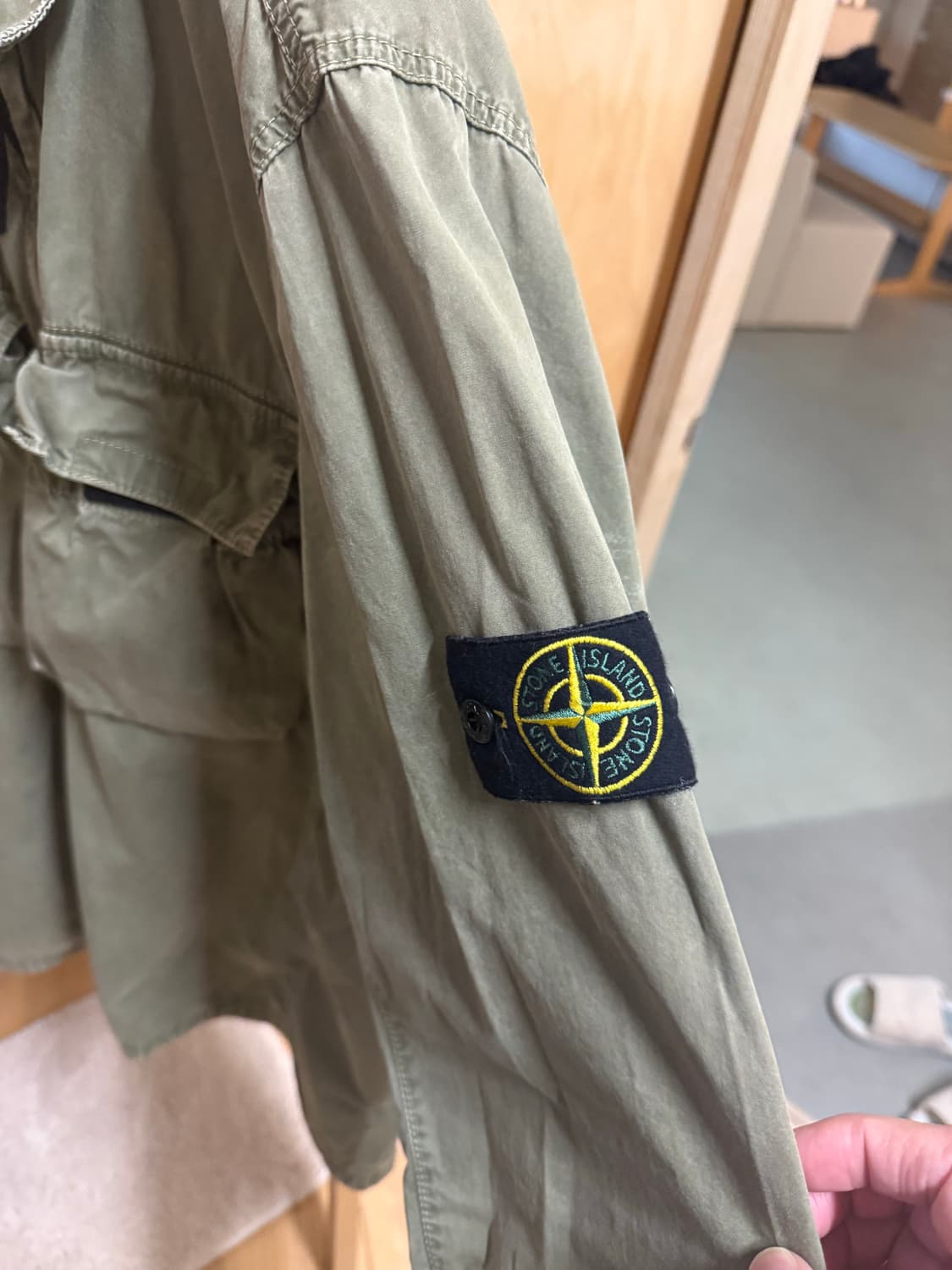 스톤아일랜드 오버셔츠 카키 상품이미지2