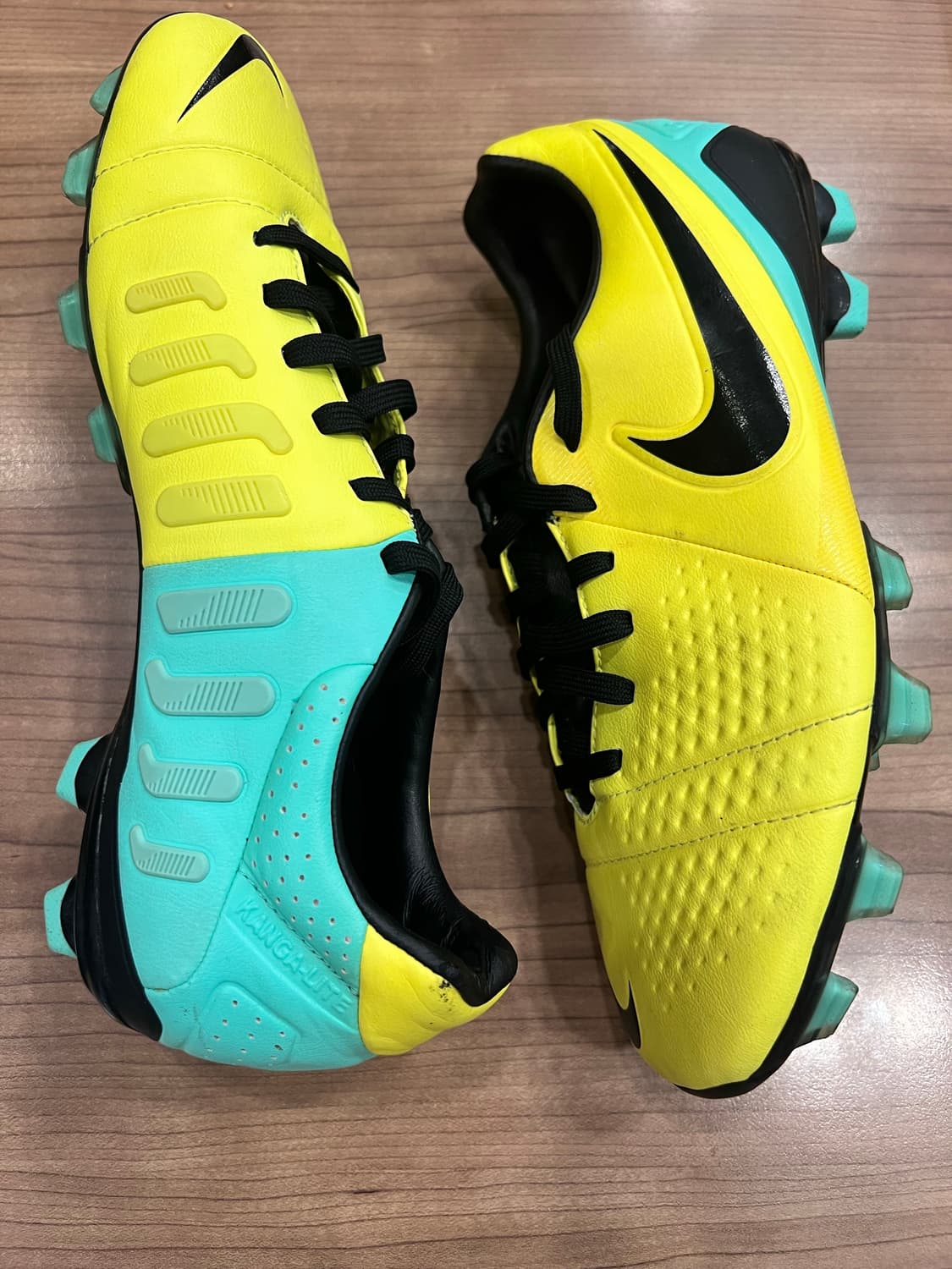 나이키 CTR360 트레콰티스타 3 HG 상품이미지4