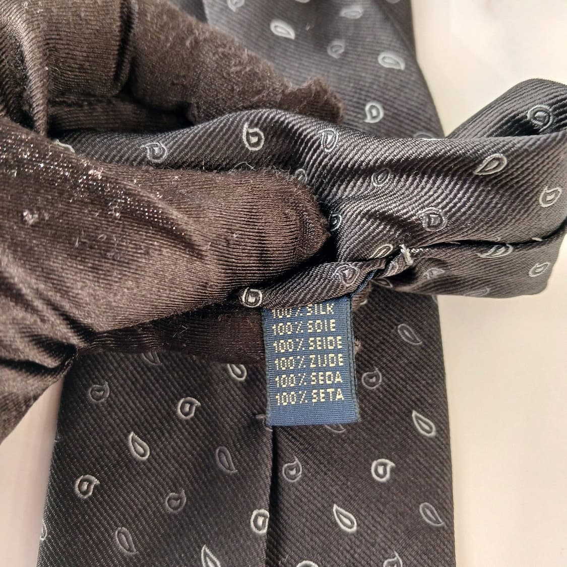 보지 밀라노 실크 블랙 페이즐리 넥타이 9cm A+등급 A19440
 상품이미지9