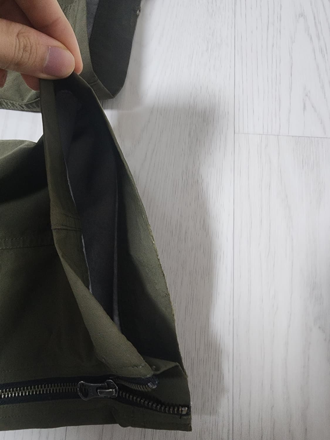 아식스 앤더슨벨 카고 팬츠 카키 M 상품이미지3