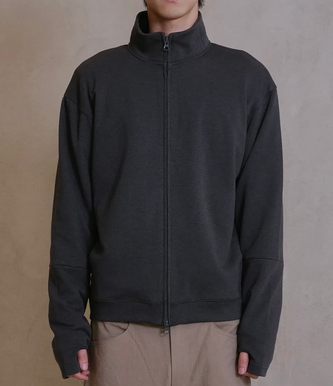 LIGHT UNIFORM ZIP-UP JERSEY 차콜 2사 상품이미지1