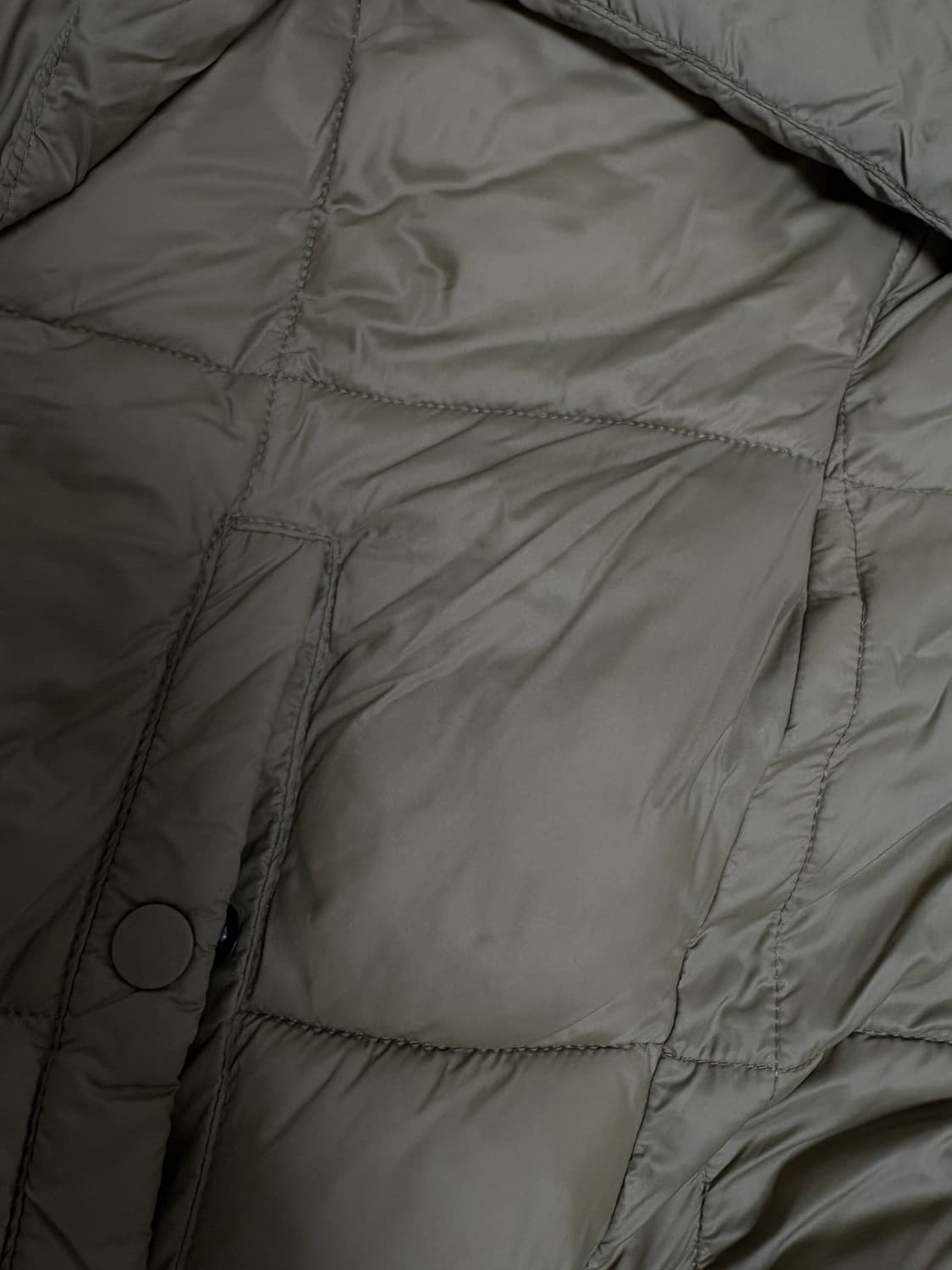 자라 퀄팅 카키 숏패딩 상품이미지4