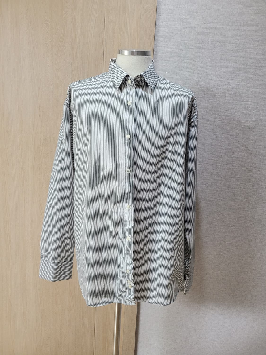 지이크 SIEG 남자 오버핏 스트라이프 셔츠 120 카키 상품이미지1