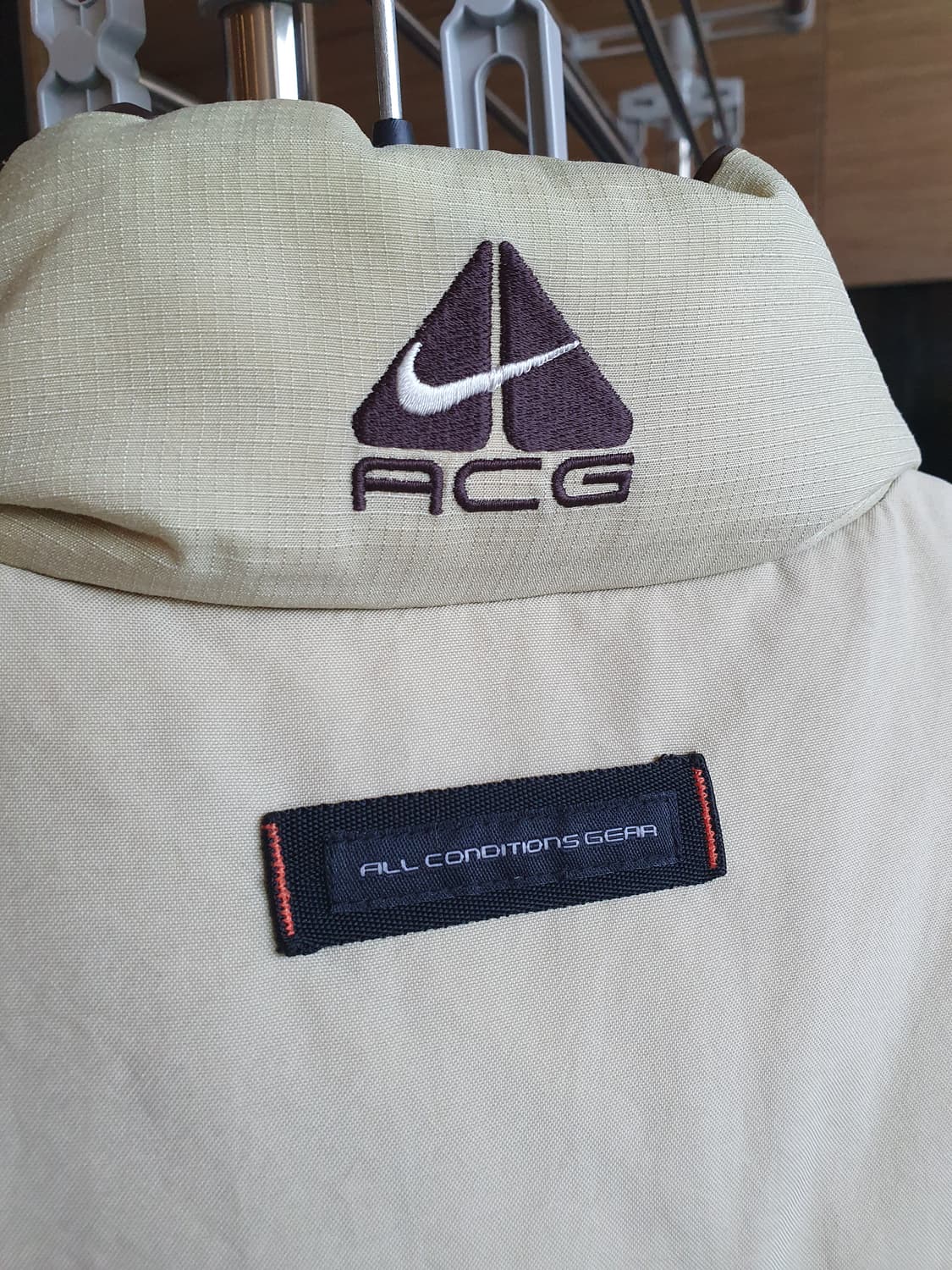 나이키 ACG 패딩 베스트 러닝 조끼 L 상품이미지3