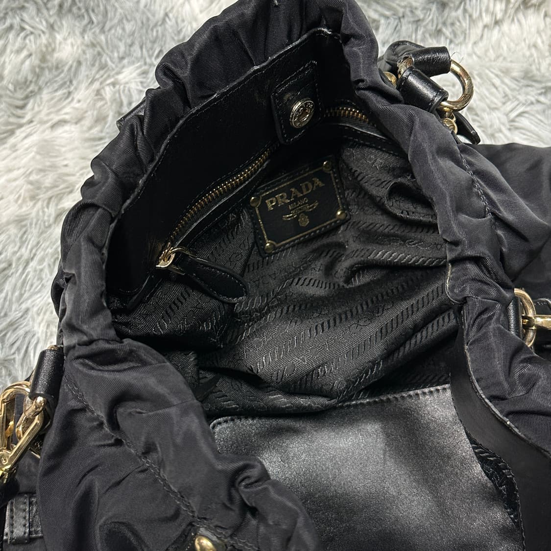 프라다 나일론 투웨이 백 블랙 상품이미지4