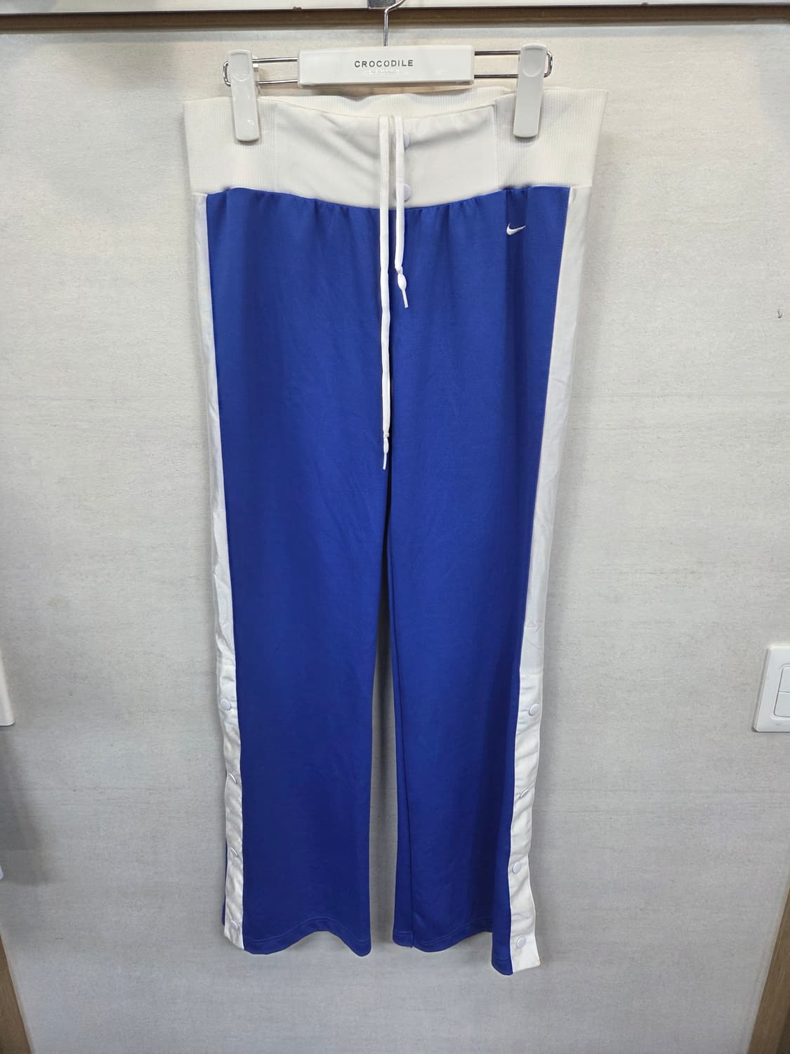 나이키 여성 올드스쿨 바스켓볼 사이드버튼 부츠컷 트랙팬츠 m 상품이미지1