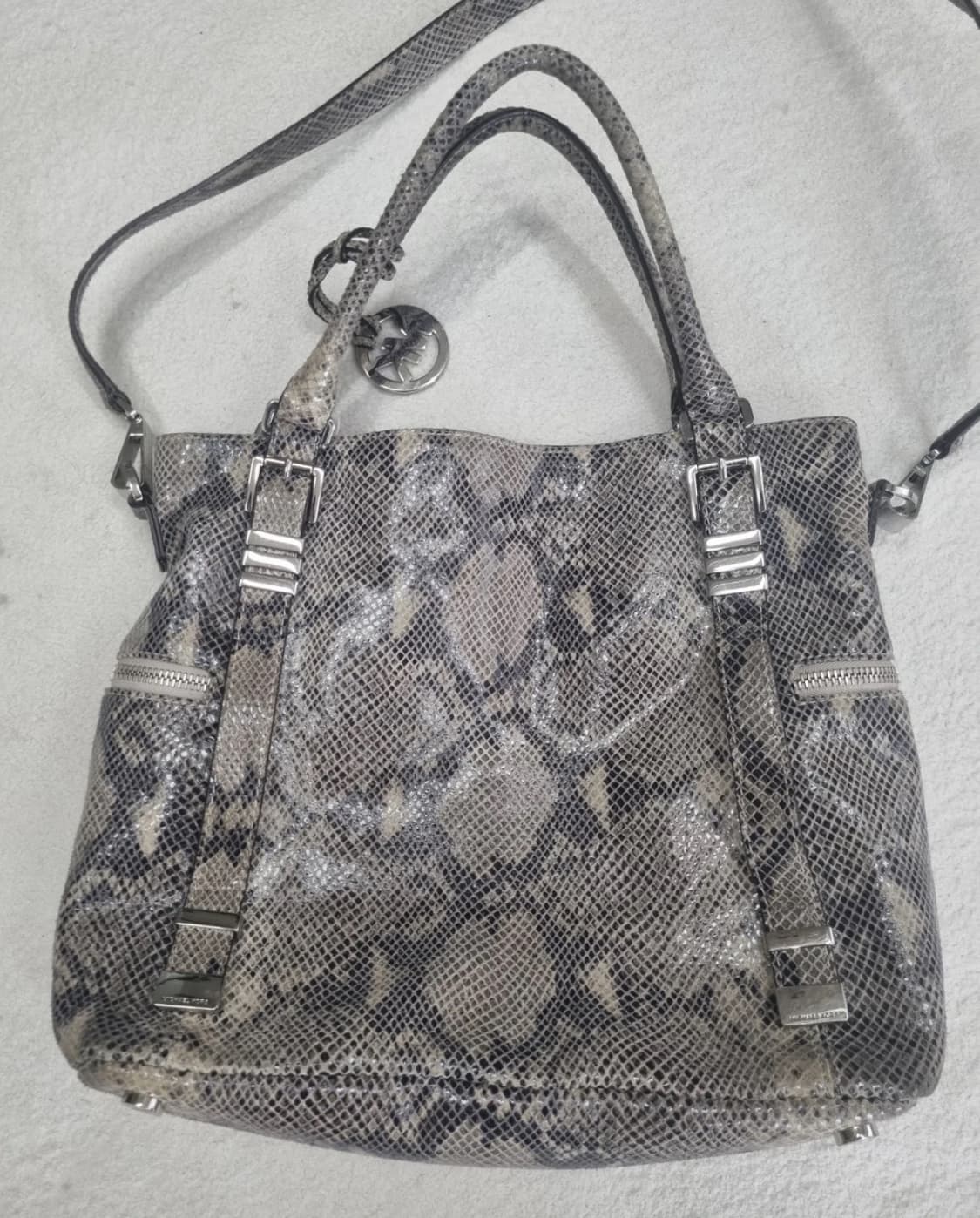 Michael kors 마이클 코어스 뱀피 숄더백  상품이미지3