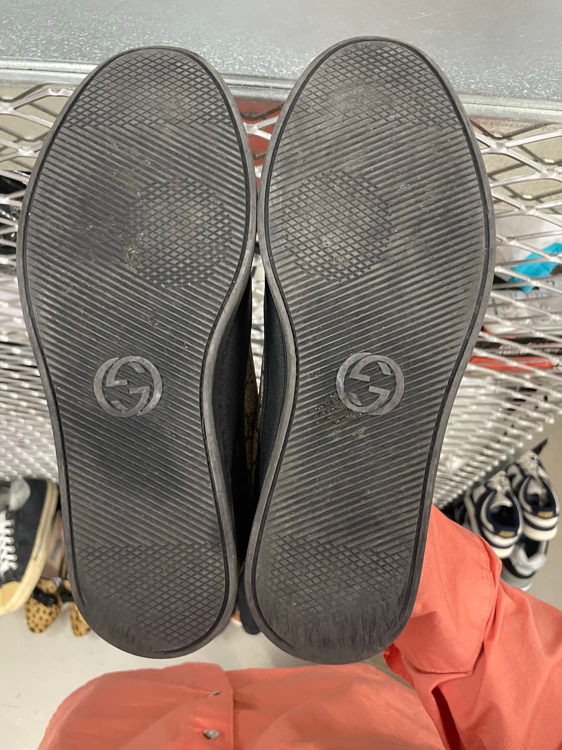 구찌 GG 수프림 로우탑 스니커즈 7 상품이미지6