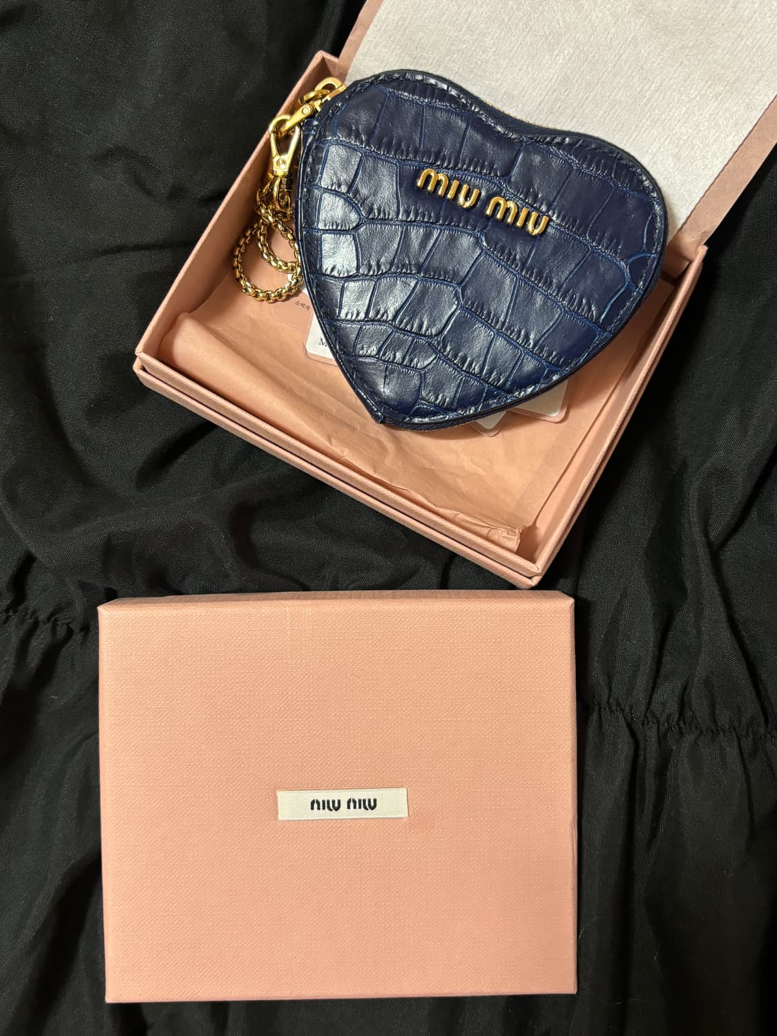 MiuMiu 하트 지갑  상품이미지1