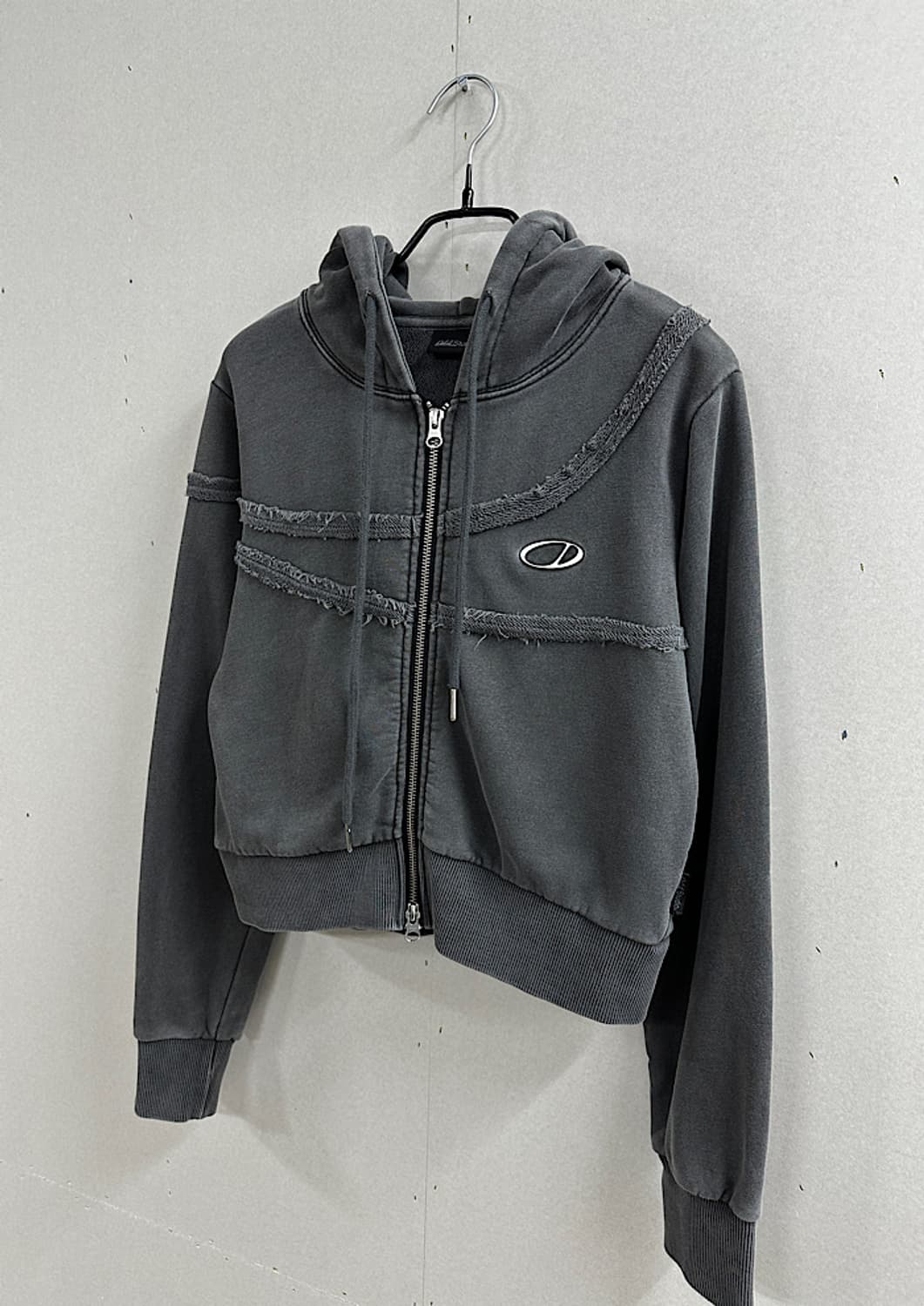 오드스튜디오 크롭 후드집업  상품이미지4