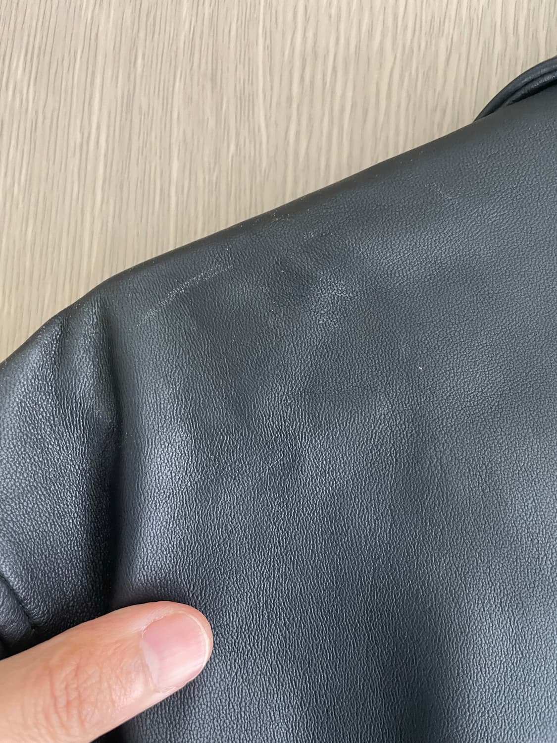 PAT 양가죽 블랙 클래식 레더 블레이저 상품이미지6